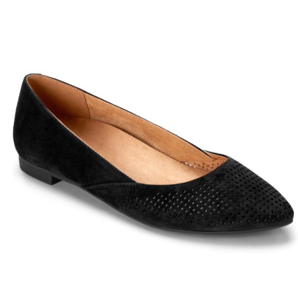 Vionic Black Flats